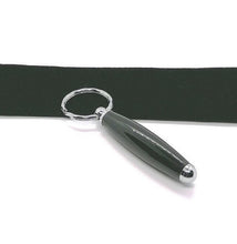 Carica l'immagine nel visualizzatore di Gallery, Portachiavi "silver black"
